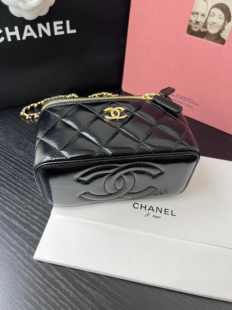 Chanel mini Vanity bag