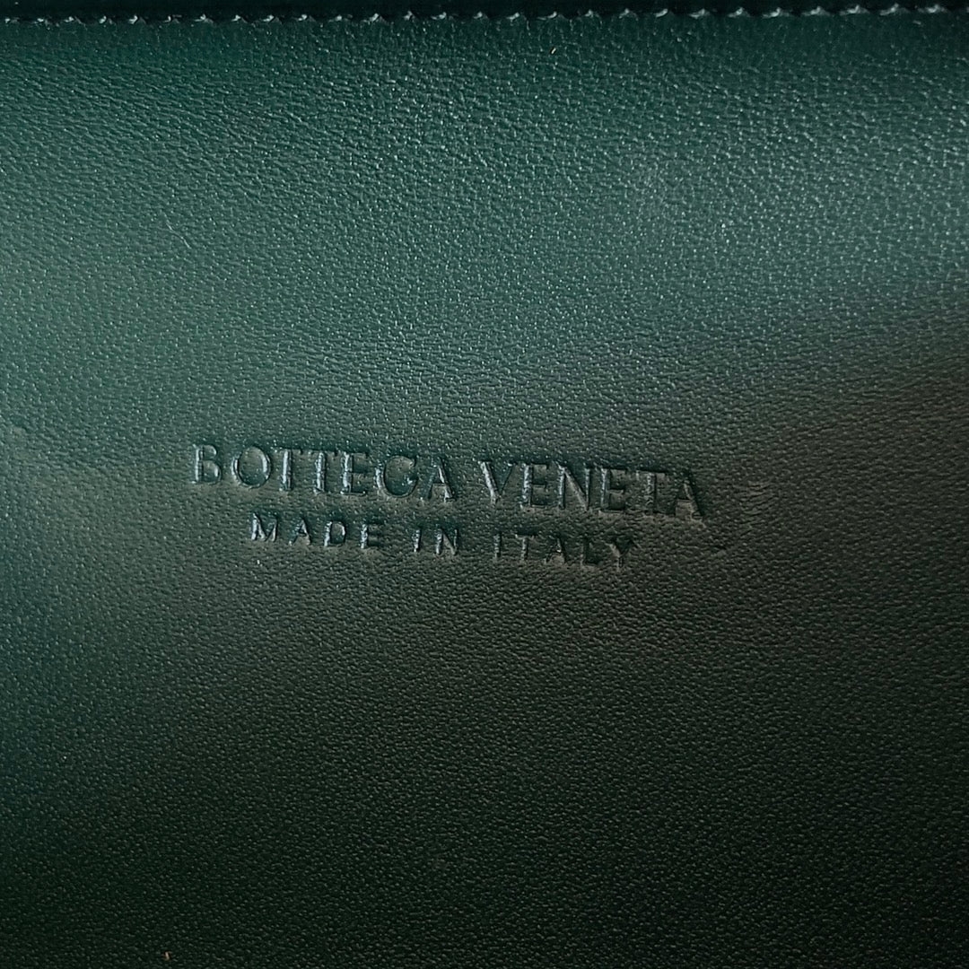 Bottega clutch kont