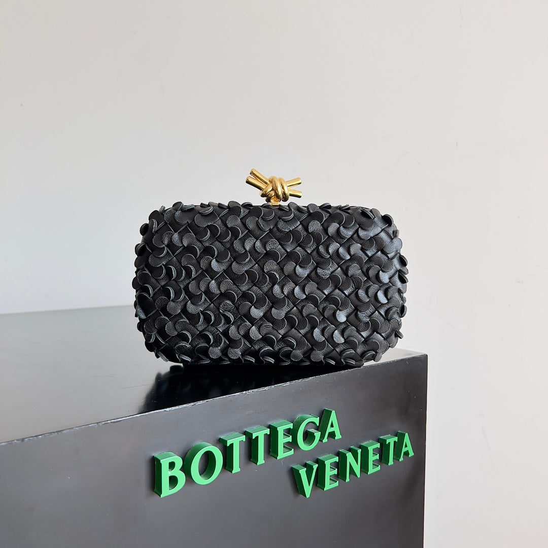 Bottega clutch kont