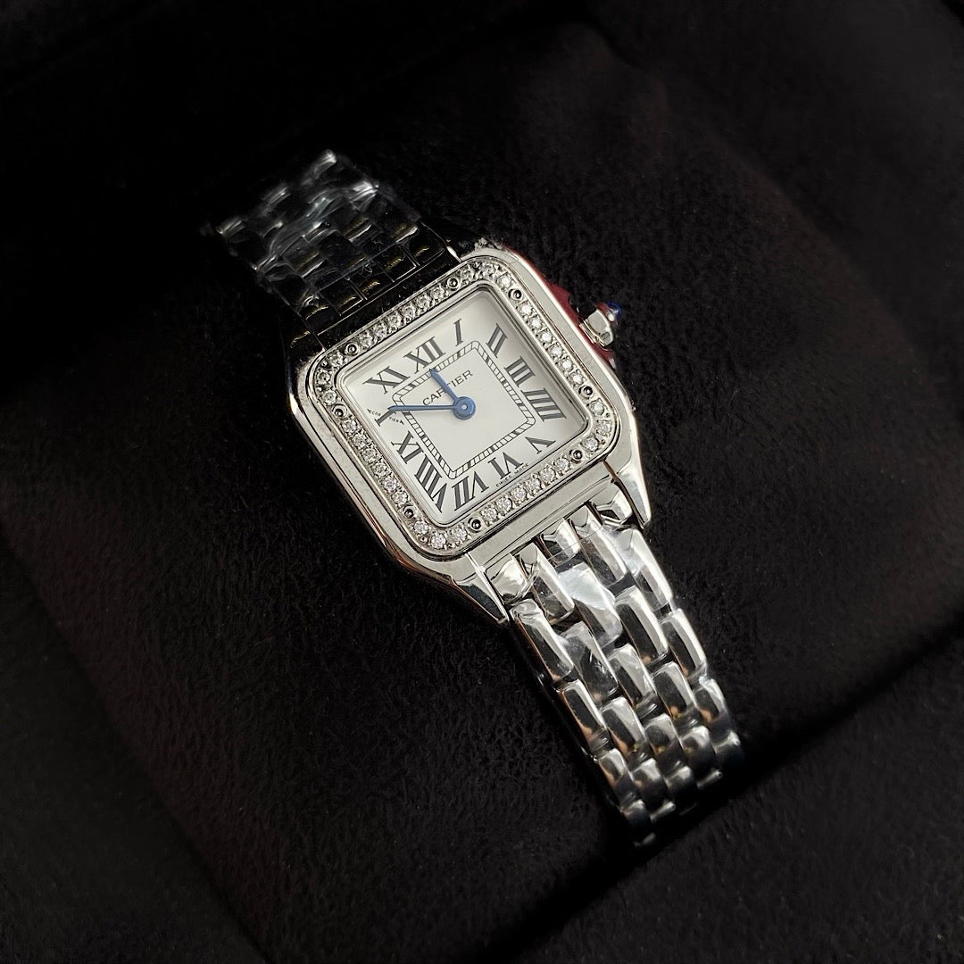 Cartier PANTHÈRE Watch small