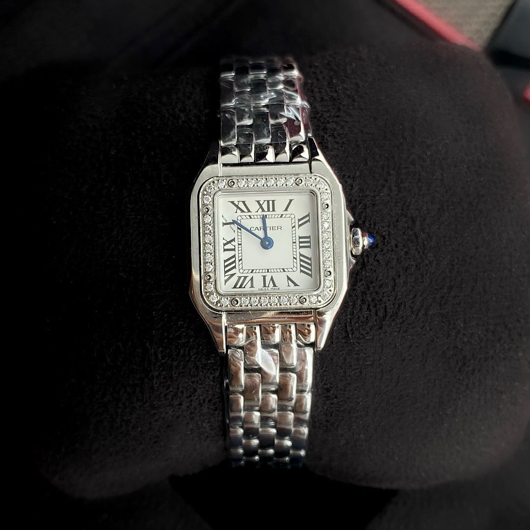 Cartier PANTHÈRE Watch small