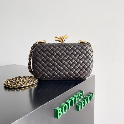 Bottega clutch kont