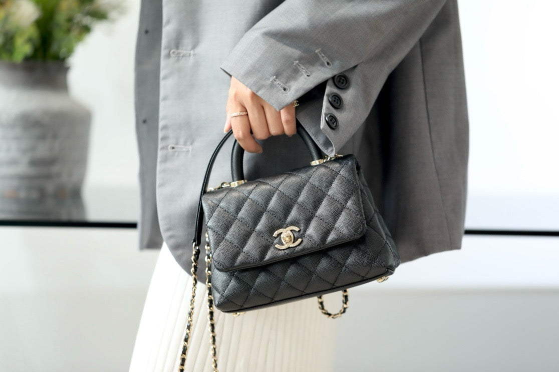 Chanel coco handle mini