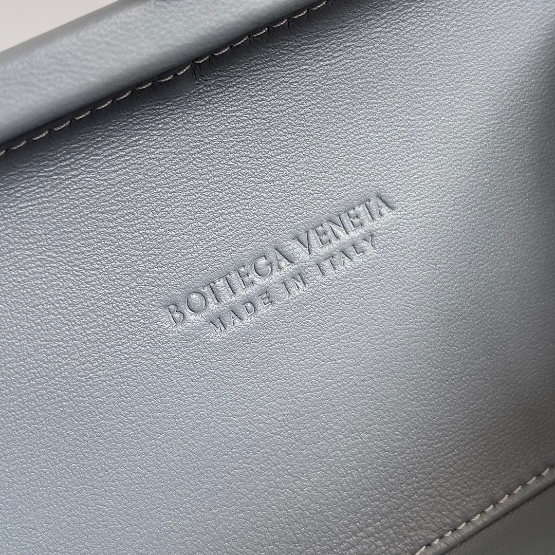 Bottega clutch kont