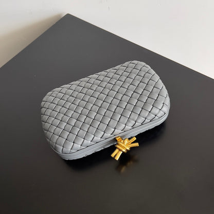 Bottega clutch kont