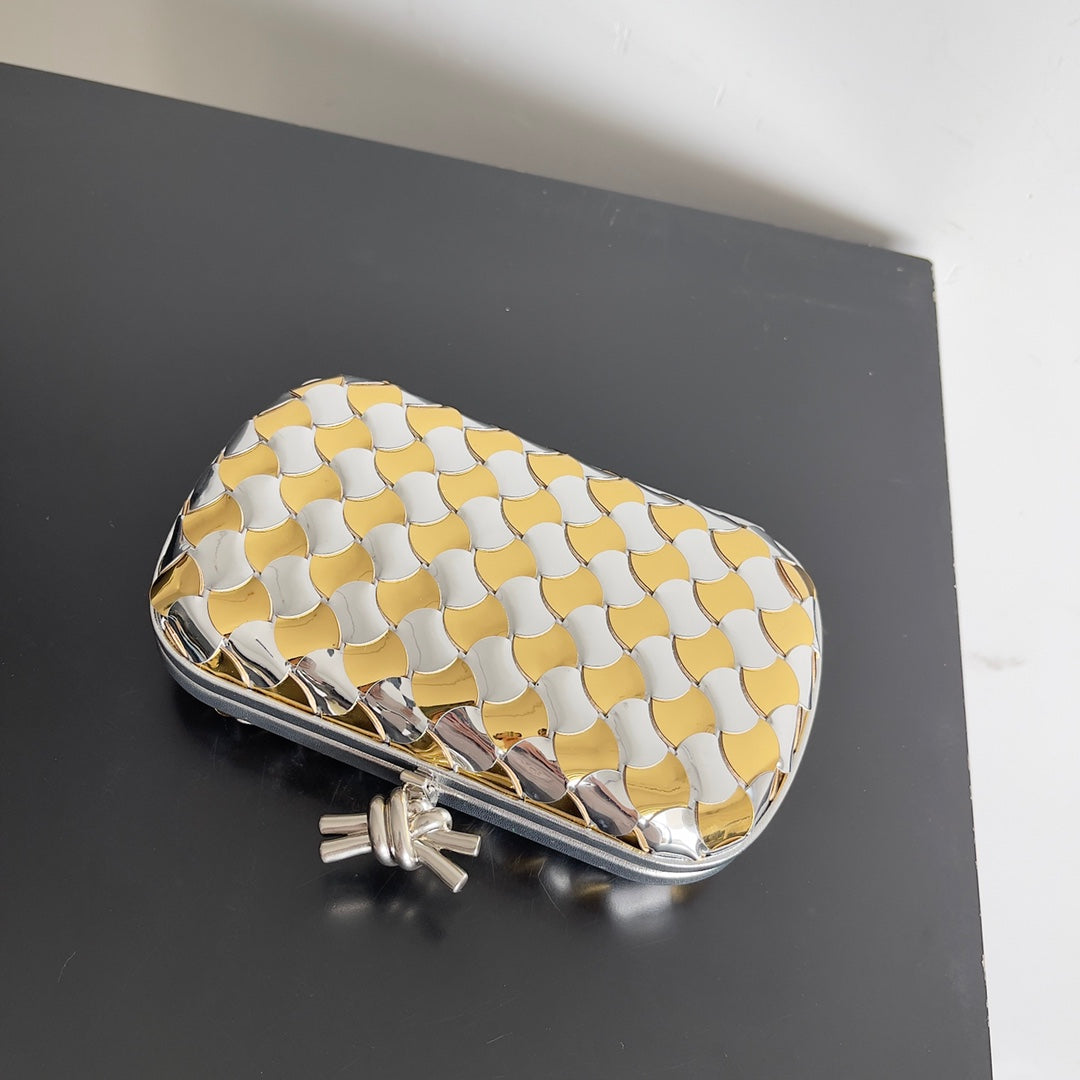 Bottega clutch kont