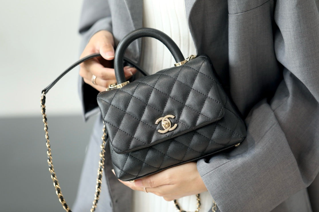 Chanel coco handle mini