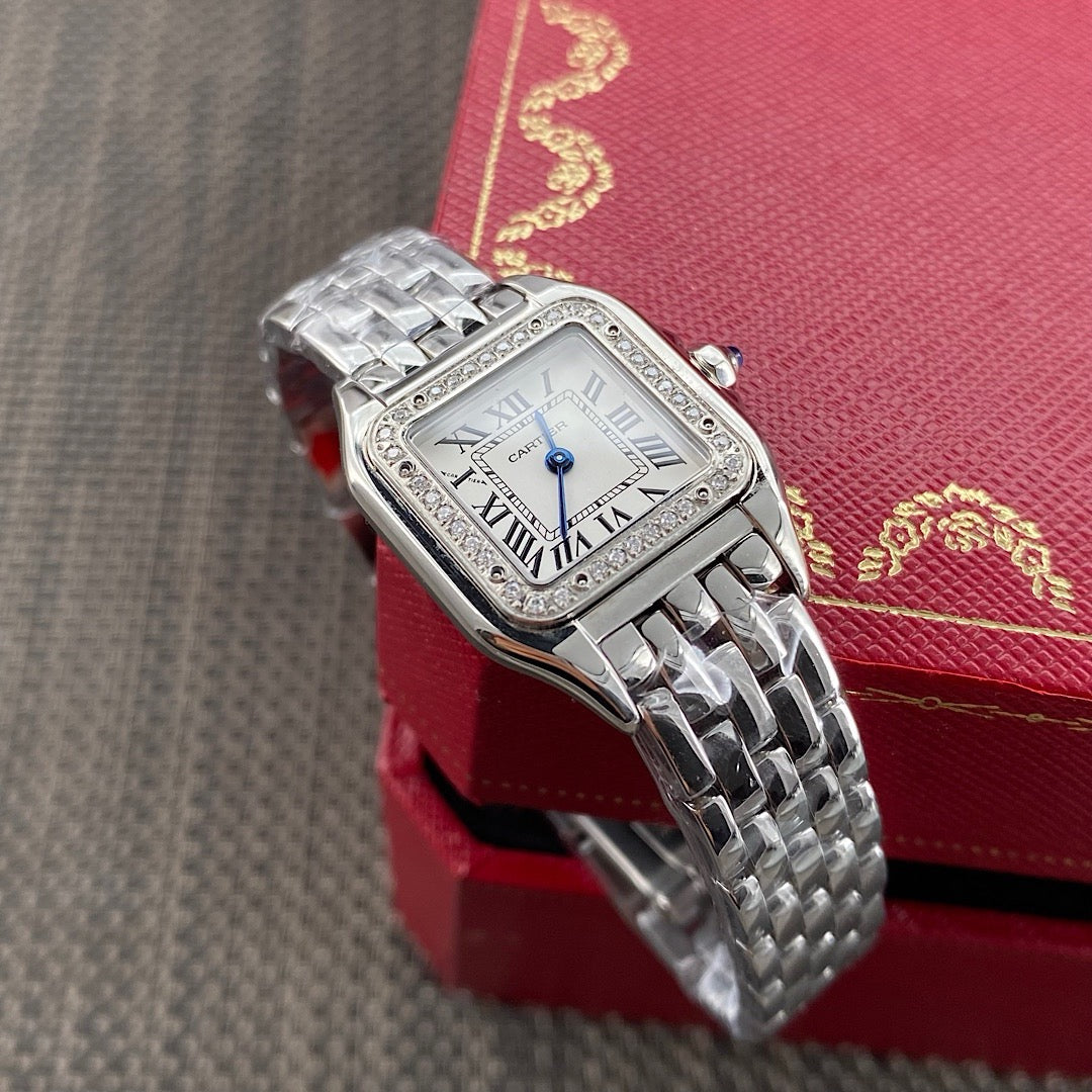 Cartier PANTHÈRE Watch small