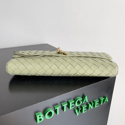 Bottega clutch Andiamo