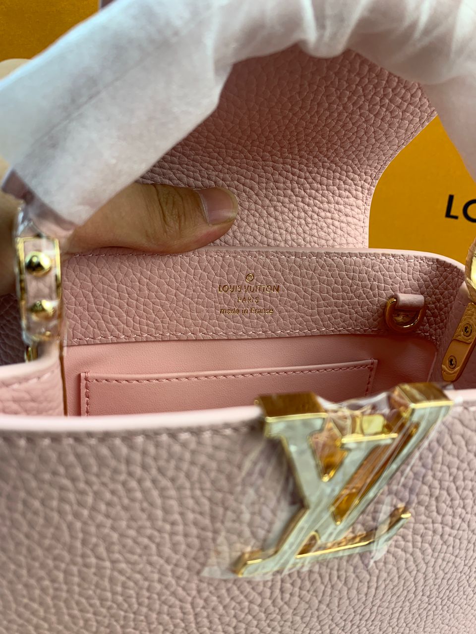 Lv CAPUCINES mini bag