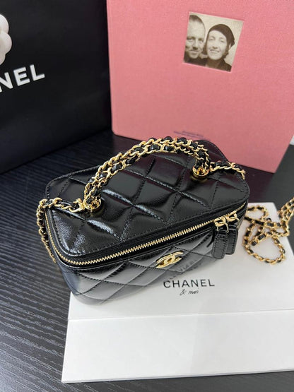 Chanel mini Vanity bag