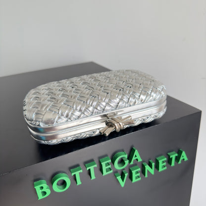 Bottega clutch kont