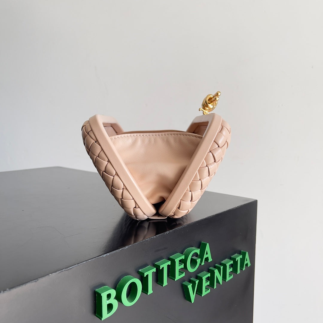 Bottega clutch kont