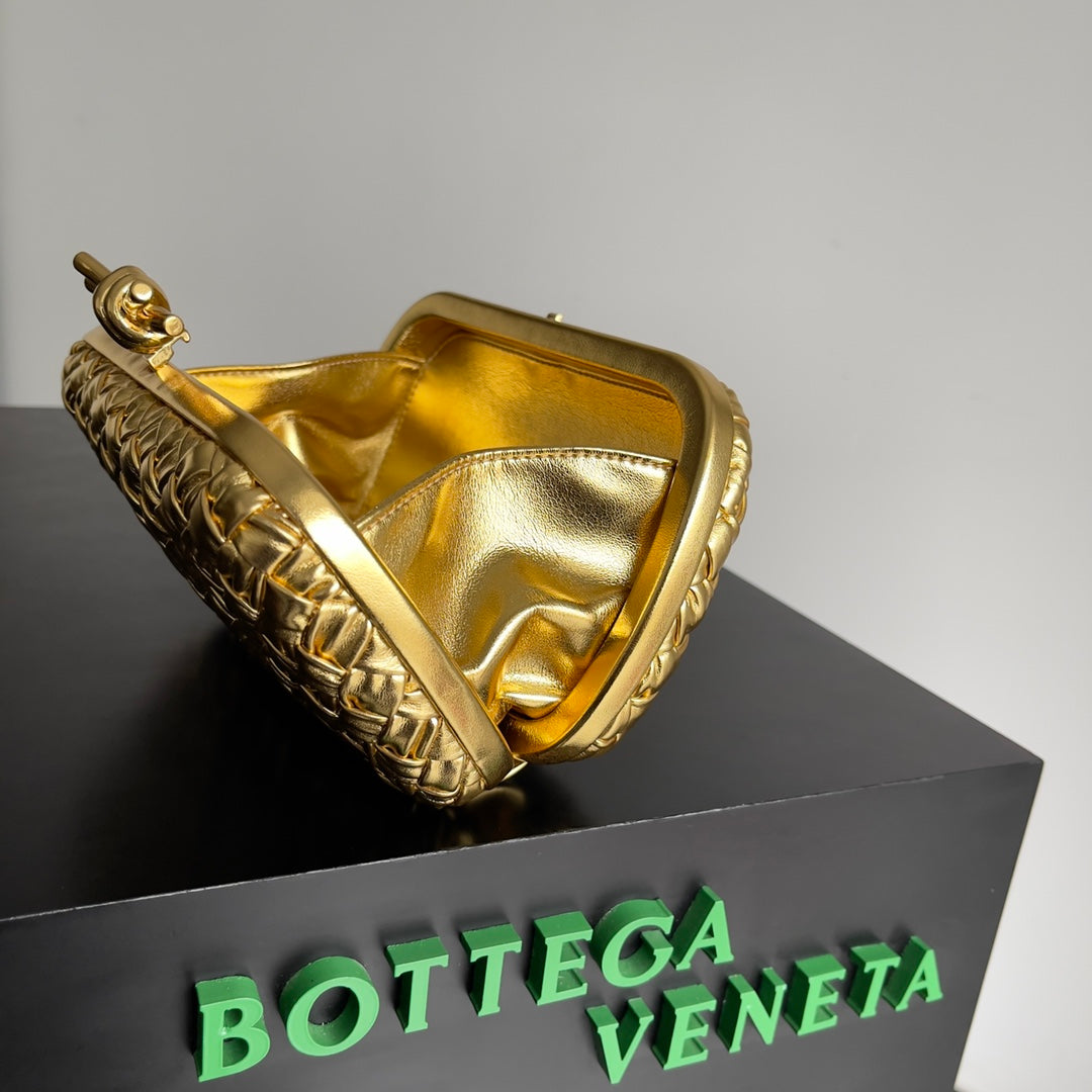 Bottega clutch kont