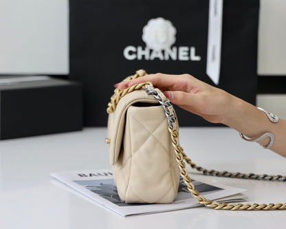 CHANEL 19 HANDBAG