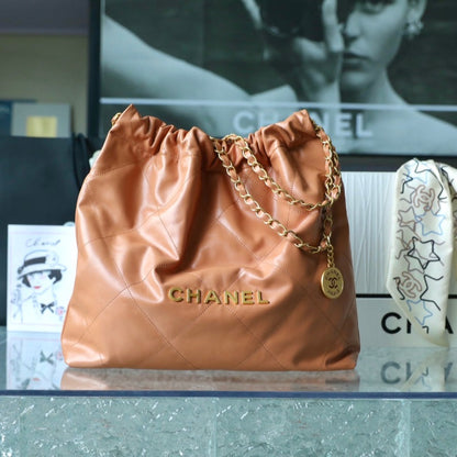 Chanel 22 hand bag