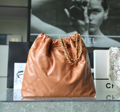 Chanel 22 hand bag