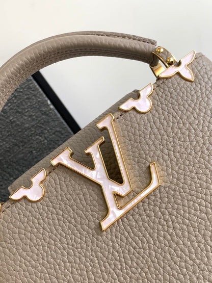 Lv CAPUCINES mini bag